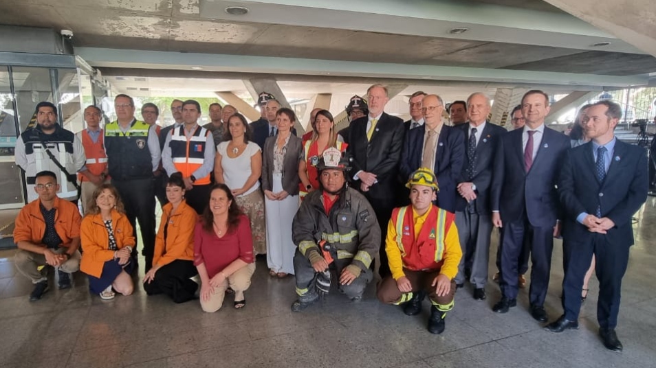 Senapred homenajeó en el día del brigadista forestal a quienes han trabajado en post del combate de los mega incendios del sur de Chile